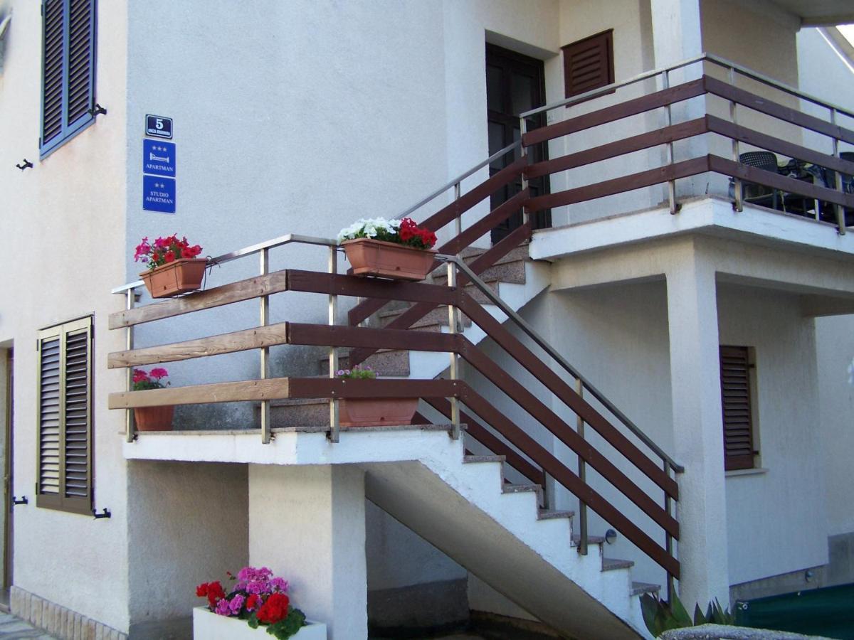 Apartments By The Sea Novalja, Pag - 18154 Exterior foto